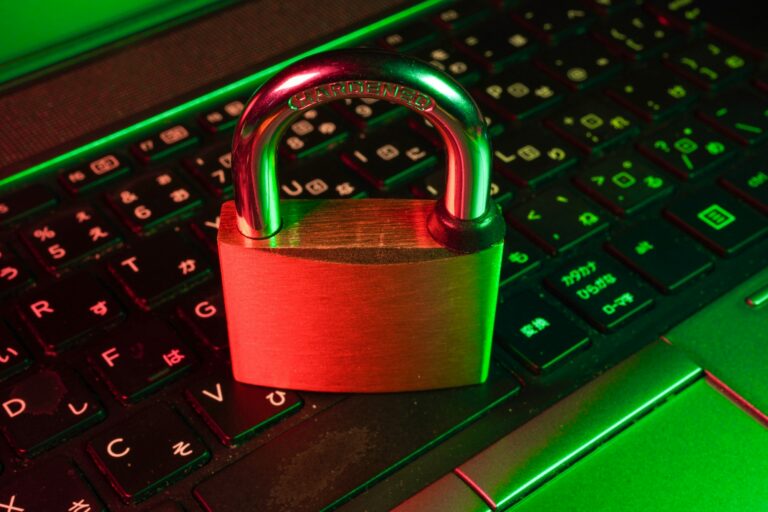 How to Detect and Disavow a Negative SEO Attack: A SaaS Framework From a Real 500-Domain Case